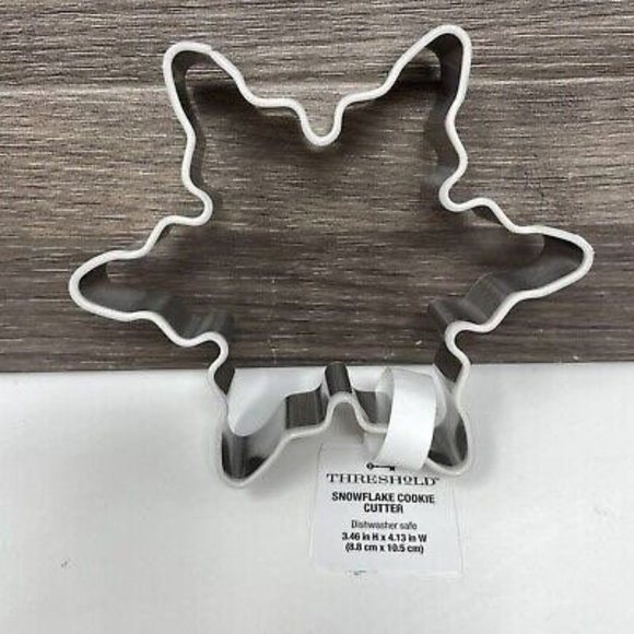 Threshold Santa, Gingerbread man, snowflake Cookie Cutter Metal Baking Christmas - Picture 4 of 10